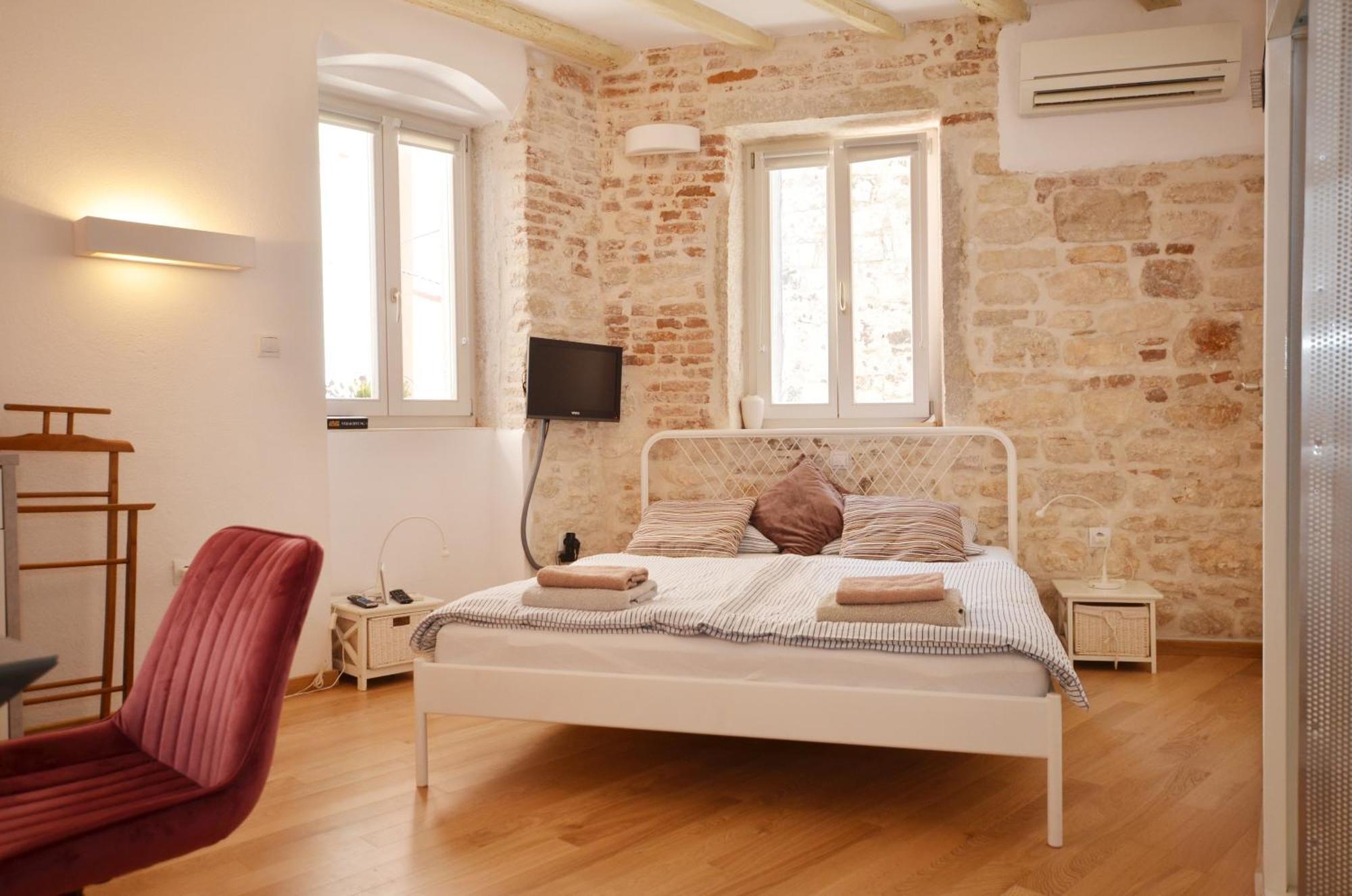 Apartments Lavanda And Oliva ロヴィニ エクステリア 写真